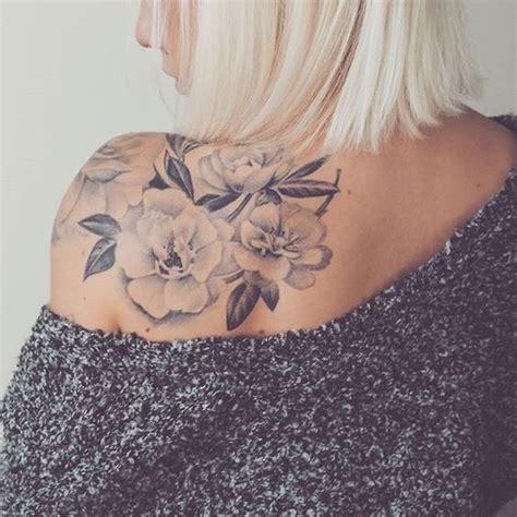 50 Back Shoulder Tattoo Ideas For Woman