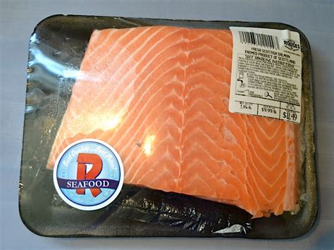 how big is a salmon fillet design corral