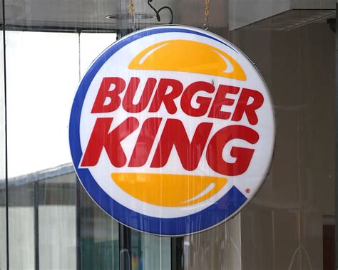 burger king officially becomes the first fast food chain