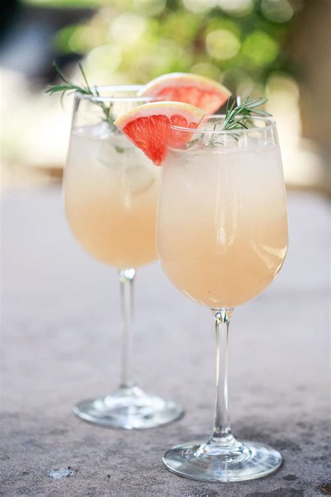 grapefruit soda  cocktails  mocktails