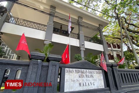 mengulik pembuatan arsip sejarah gedung dprd kota malang times indonesia