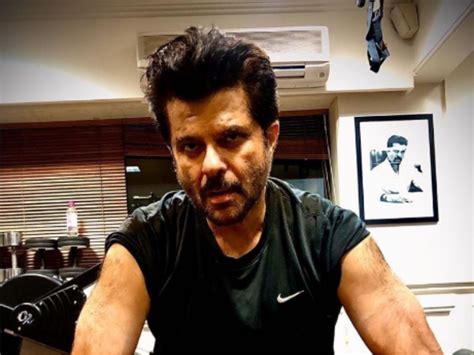 15 priceless tweets on anil kapoor s viral shirtless photo that will