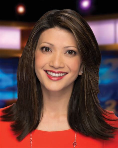 julie luck named new anchor at wfmy news 2 local news
