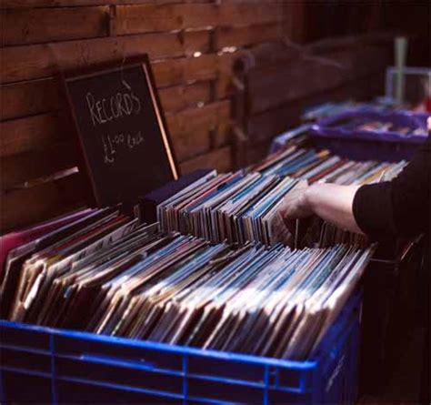 vintage vinyl records  reasons  collectors