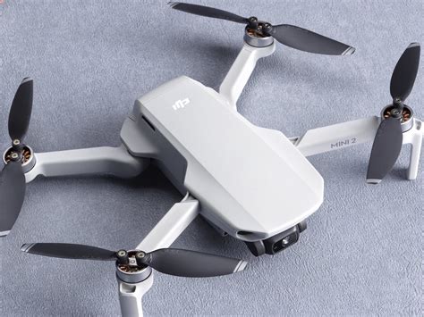 dji mini  lightweight  drone  resist  kph winds  stable shots gadget flow