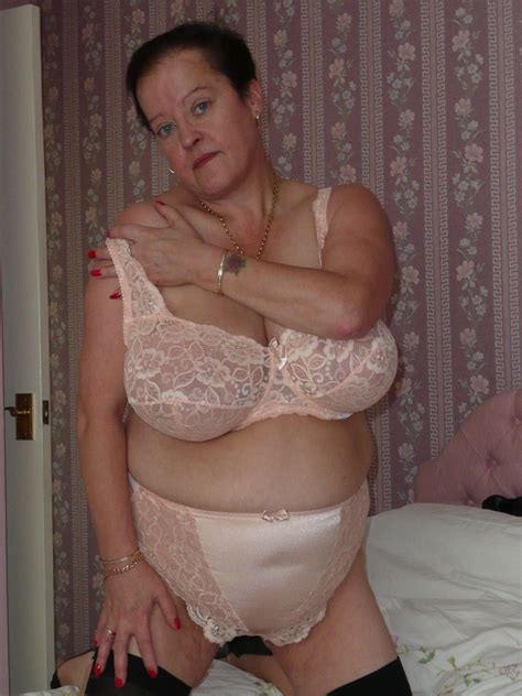 granny mature oma in bra or lingerie ii bbw fuck pic