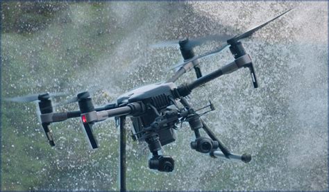 uae  create artificial rainfalls  drones