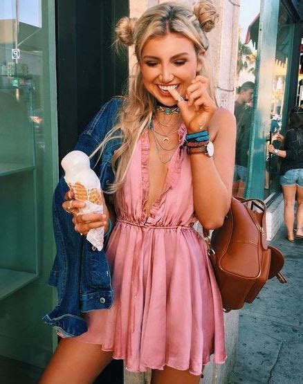 10 Perfect Outfit Ideas For Coachella Society19