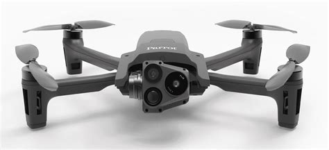 el nuevo dron anafi usa de parrot tiene tres camaras  zoom