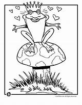 Coloring Frog Prince Pages Toad Print Drawing Cycle Life Cute Colouring Frogs Kids Library Activities Clipart Comments Rainbow Use Printer sketch template