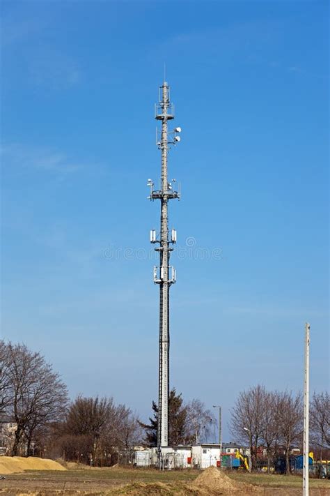 mobile transmitter stock image image  pylon aerial