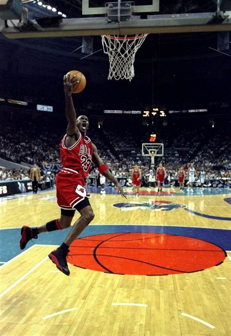 flashback michael jordan   air jordan xiii black