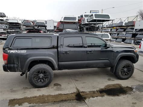 tacoma truck topper  cx series suburban toppers