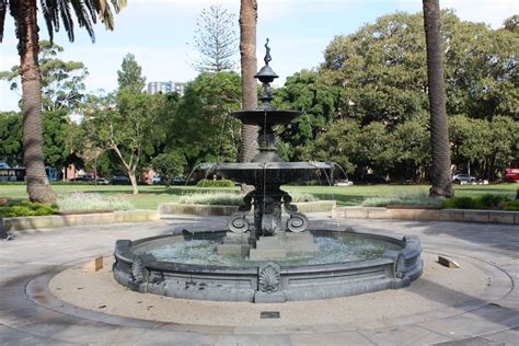 sydney city  suburbs redfern baptist fountain