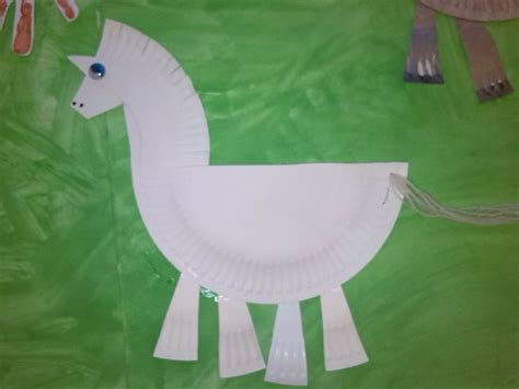 white horse   paper plate paper plate animals kindergarten