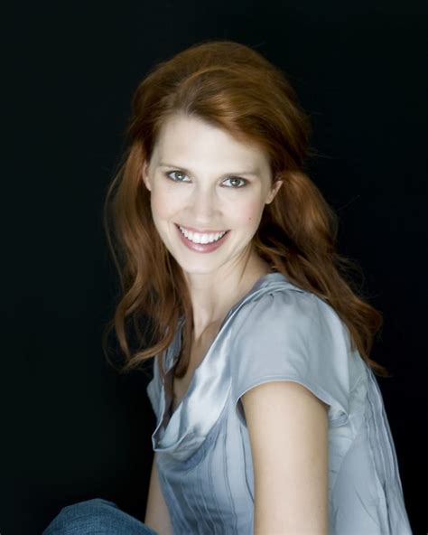 picture of julie mcniven