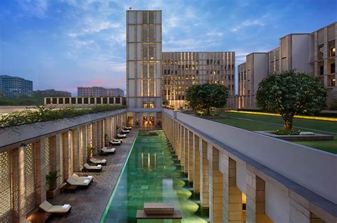 hotel  list   delhi india top  star hotel list   delhi