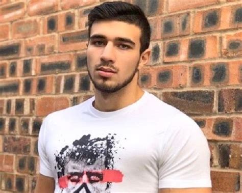 tommy fury height weight age girlfriend biography family