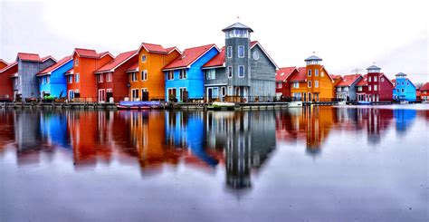 colorful houses    love
