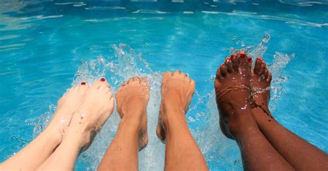 top tips for healthy feet