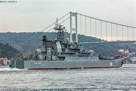 warshipsresearch russian landing ship caesar kunikov 158 1986