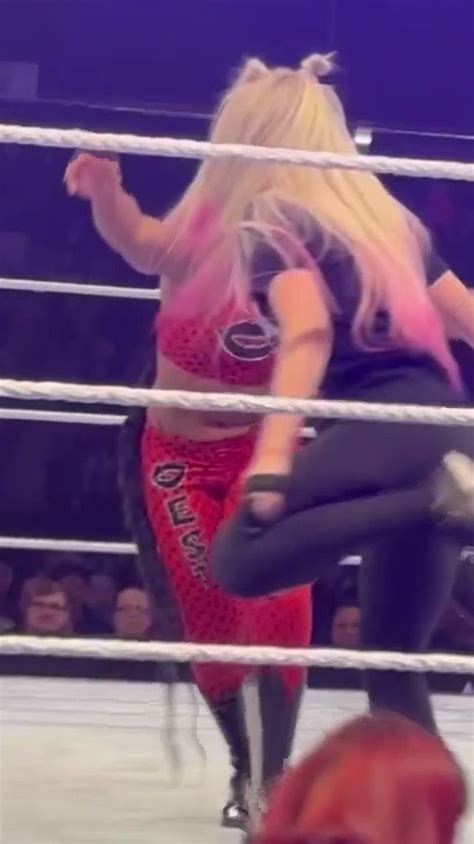 Jerk To Divas On Twitter Them Bliss Cheeks Looking Extra Good In Yoga
