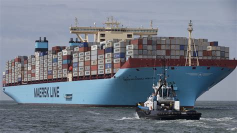 container ships   cleaner   effort  adrift grist