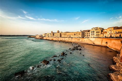 syracuse travel sicily italy lonely planet
