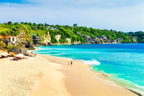 Wisata Pantai Kuta Bali Homecare24