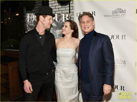 felicity jones celebrates on the basis of sex at nyc dinner photo