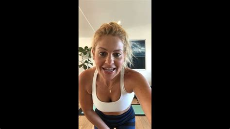 Candace Cameron Bure Bikini Body 60 Minute Workout Youtube Candace