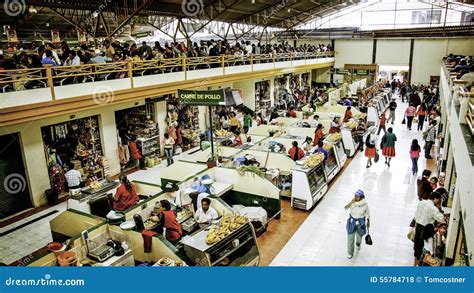 mercado libre cuenca ecuador foto de archivo editorial imagen de restaurante viajeros