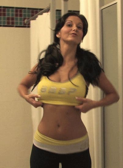 hot girl flashing her tits in her jogging outfit best