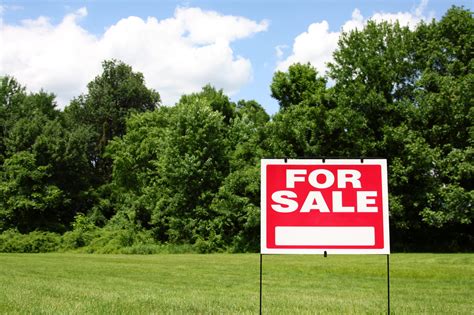important considerations  buying commercial land farbman group