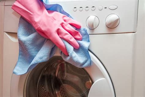 clean  washing machine remove mildew  debris article