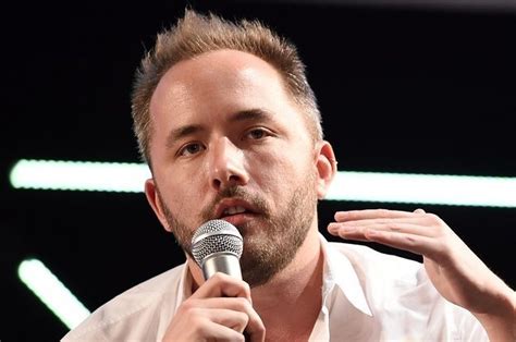 dropbox shares offered   discount  secondary market