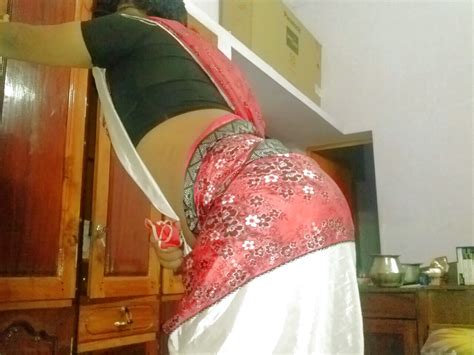 Me In Saree Indian Ass Loves To Be In A Saree 27