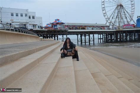 Barby Loves The Seaside Especially Blackpoolalways Makes