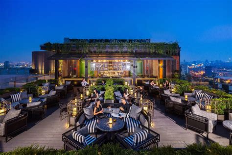 abar rooftop rooftop bar  bangkok marriott marquis queens park asia bars restaurants