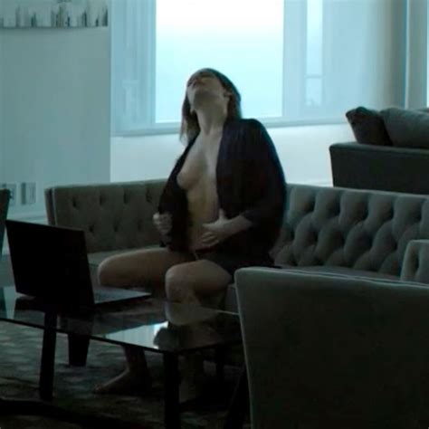 riley keough nude scene in the girlfriend experience