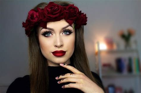 17 stunning makeup tutorials that are perfect for new year s eve