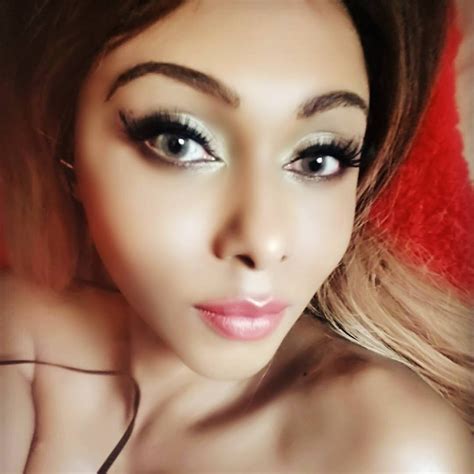 nigerian transgender miss sahhara shows off her sexy