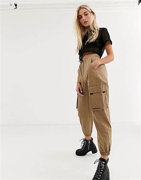 bershka cargobroek  beige asos