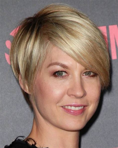 32 top short and pixie hairstyles for women with fine thin