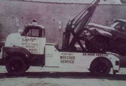 sandys towing recovery  tow truck company dayton