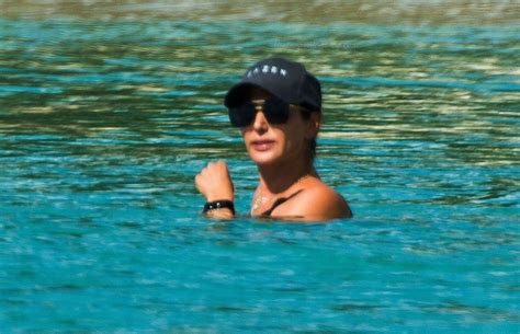 simon cowell lauren silverman are spotted out on holiday in barbados