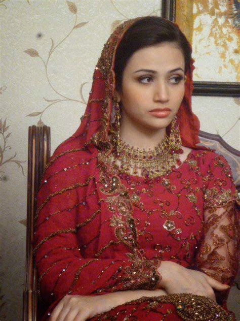 sana javed full sexy photos gallery hot images wallpapers
