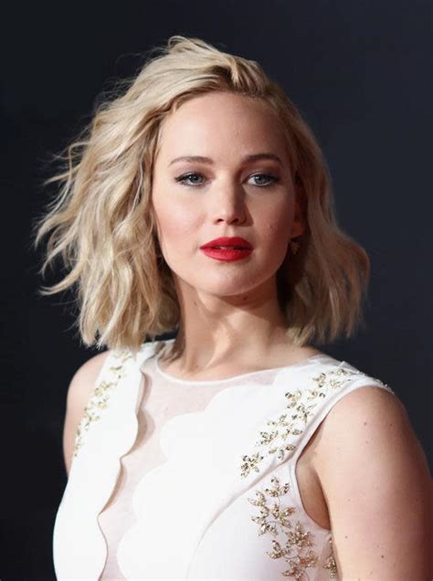 get the look jennifer lawrence s ‘hunger games premiere beauty