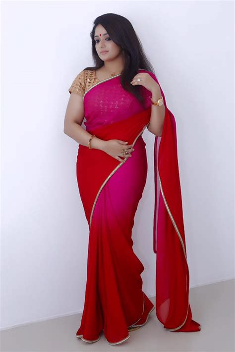 kavya madhavan in saree rare unseen photos collections ~ indian cinema gallery news photos