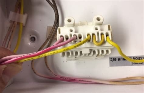 replacing   pin  twin tube fluorescent lampholder doityourselfcom community forums